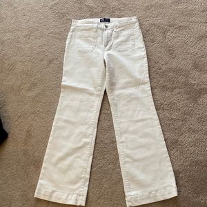 NWOT. Gap high waist, wide leg jeans. Size 4/27 petite